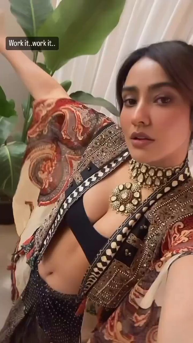 M_B1WVYZnZpRu0SW?format=jpg&name=medium