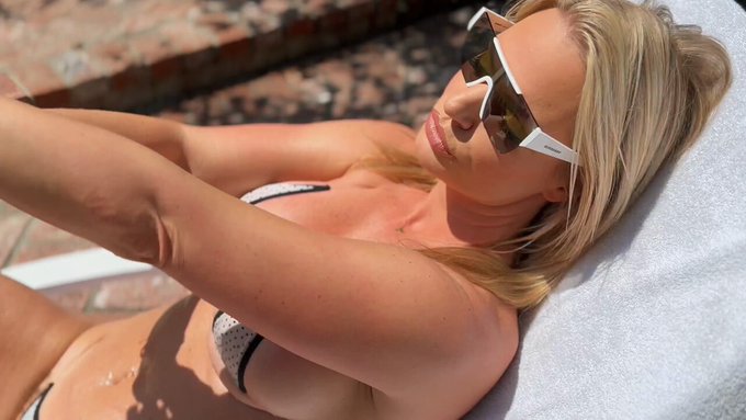 VID SOLD! BG W/ Step Son | Catching mommy sun tanning 🔥 Check it out! https://t.co/ZZPcthMxgA #MVSales<a href="/tag/mvsales"class="tags"><span>#mvsales</span></a>