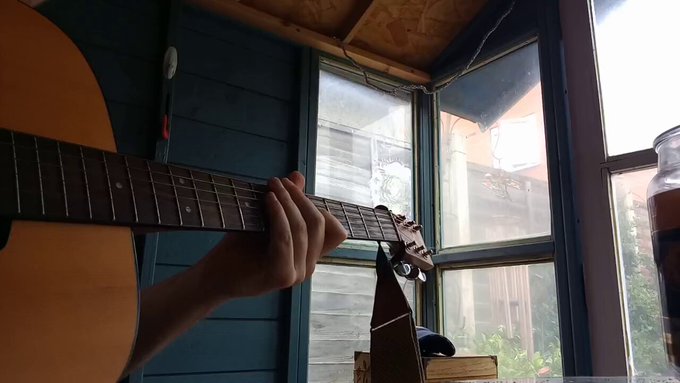 BFE SIZE KINK tomorrow. Some vibes for now 😗 https://t.co/8zJoQcmgH4