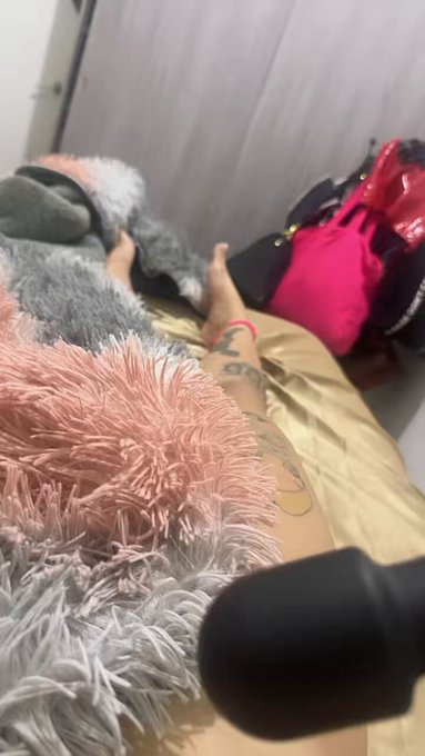 Ven... vamos a jugar https://t.co/0ccge30PwC<a href="/tag/contenidoparaadultos"class="tags"><span>#contenidoparaadultos</span></a><a href="/tag/telegramlink"class="tags"><span>#telegramlink</span></a>