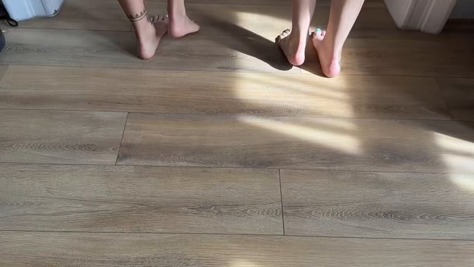 MI #SCOPO LA MIA AMICA FRANCESE Lei &egrave; @CandieLuciani una francesina porca che non vedevo l&rsquo;ora di scoparmi<a href="/tag/scopo"class="tags">#SCOPO</a><a class="tags" href="/tag/candieluciani">@candieluciani</a><a href="/tag/toys"class="tags"><span>#toys</span></a><a href="/tag/figa"class="tags"><span>#figa</span></a>