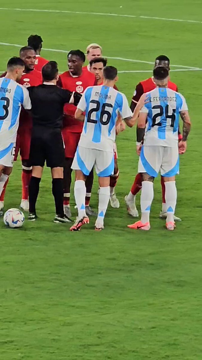 【値下げ交渉⭕】フィオレンティーナ バティストゥータ アルゼンチン代表 RUN_SPORTS⚽🇦🇷 (@run_sports11) / Posts / X