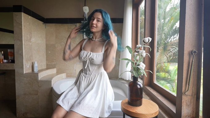 💙 Le vlog 4 de Khalamit&eacute; &agrave; Bali est disponible !!! 💙  Dans cet &eacute;pisode, je me r&eacute;veille &agrave; Ubud avant de