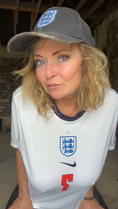 Good luck!! 🏴󠁧󠁢󠁥󠁮󠁧󠁿 https://t.co/gjXIxR3qKj<a href="/tag/renovation"class="tags"><span>#renovation</span></a><a href="/tag/drystonewalls"class="tags"><span>#drystonewalls</span></a>