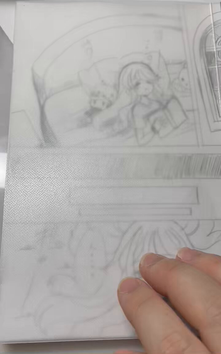 描いた絵をファイルしたら本みたいになった✨