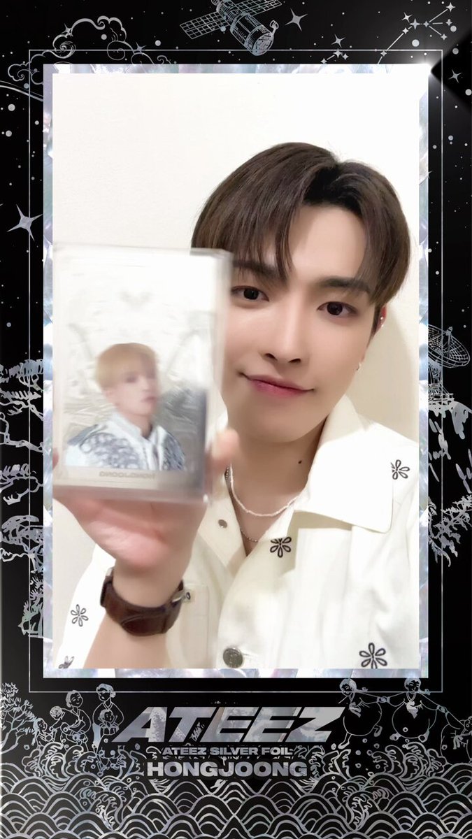 ウヨン ATEEZ SILVER FOIL 特典　韓服セルカ 花の郎氏 Ver. ATEEZ SILVER FOIL : SINGLE PACK - KQ SHOP