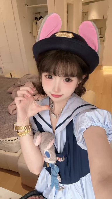 投稿已验证 🏠：上海 身高：167 年龄：19 外出：可以 https://t.co/zSz7KXUoOl