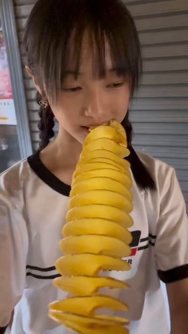 Twitterのコスプレ動画1