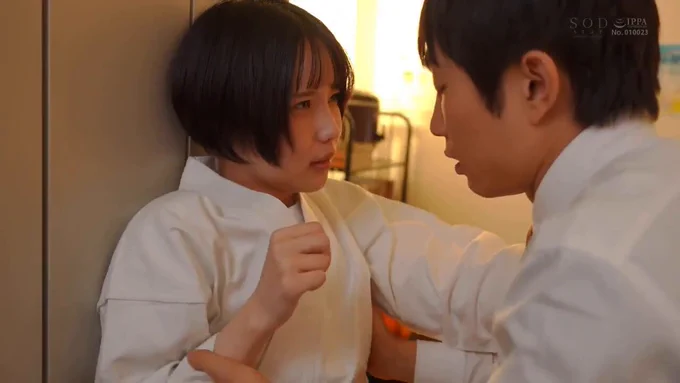 柴崎はる 美少女になった妹に初めて彼氏ができた😝 兄が嫉妬に狂い校内で何度も中出しし続け、授業中マンコは精子で溜まりっぱなし