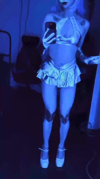 Why do you look so scared ? I just got my upgraded parts~ https://t.co/r2DNJH5VX3<a href="/tag/stream"class="tags"><span>#stream</span></a><a href="/tag/twitch"class="tags"><span>#twitch</span></a><a href="/tag/streamergirl"class="tags"><span>#streamergirl</span></a>