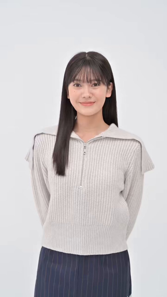 乃木坂写真集 61SY5NH2rqL._UF350,350_QL50_.jpg