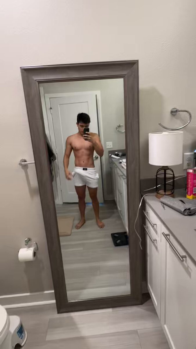 @Mememimo4s video Tweet