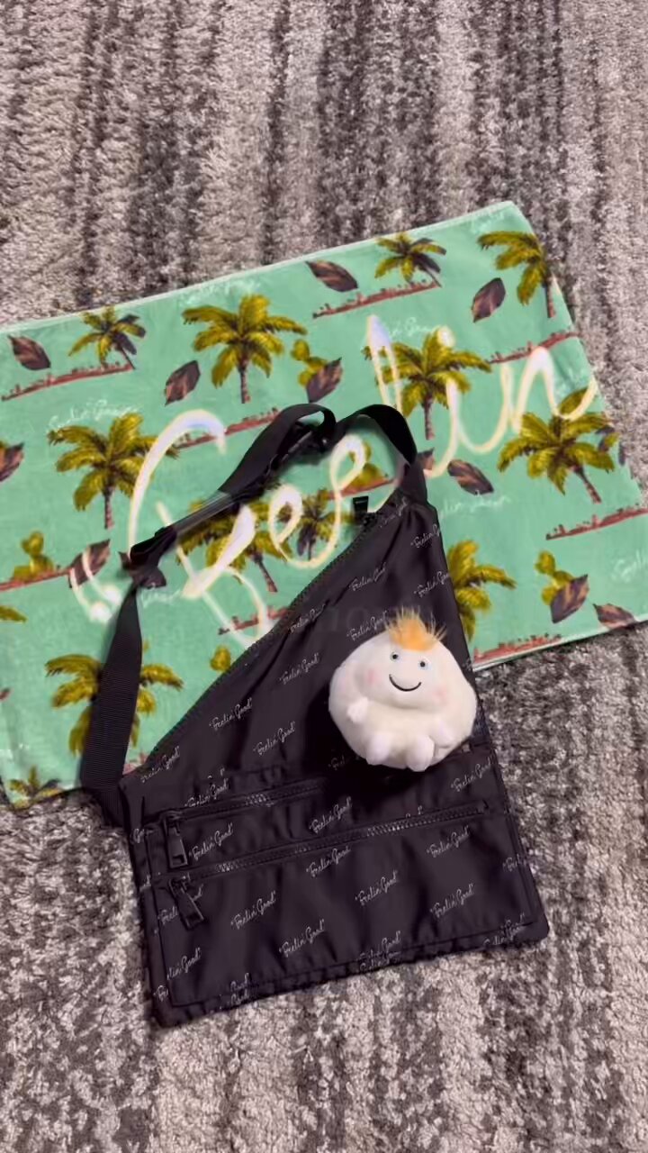 藤井風　ウィンディ&feeling goodサコッシュ 藤井風グッズのサコッシュとウィンディちゃんはおすすめ | 機嫌