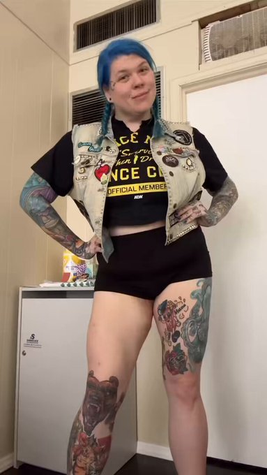 I&rsquo;ll be in Winston Salem tonight for @AEW. Who will I get to see and squeeze? https://t.co/2xlp8gTtO<a class="tags" target="_blank" title="On Twitter" href="/?out=eyJ0eXAiOiJKV1QiLCJhbGciOiJIUzUxMiJ9.eyJpYXQiOjE3MjQ5MTE5MTgsImlzcyI6InR3cG9ybnN0YXJzLmNvbSIsIm5iZiI6MTcyNDkxMTkxOCwiZXhwIjoxNzU2NDQ3OTE4LCJyZWRpcmVjdF91cmwiOiJodHRwczovL3R3aXR0ZXIuY29tL0FFVyJ9.-t8jXEwj84pxuT4R75LR8NFqJ9N68wVC0esCpRy7Q85sz5HXDgpJcdRUlqdhAsLxSpJJPG1rSzH8S1GWQZSiKg">@AEW</a><a href="/tag/legs"class="tags"><span>#legs</span></a><a href="/tag/thighs"class="tags"><span>#thighs</span></a><a href="/tag/naked"class="tags"><span>#naked</span></a><a href="/tag/tattooed"class="tags"><span>#tattooed</span></a><a href="/tag/bbw"class="tags"><span>#bbw</span></a><a href="/tag/belly"class="tags"><span>#belly</span></a><a href="/tag/p"class="tags"><span>#p</span></a>