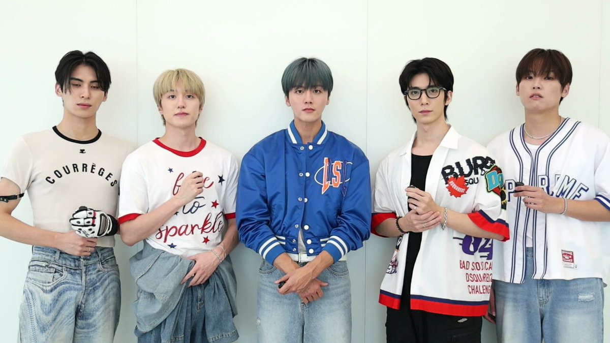 MEOVV サノク showcase 人気歌謡 事前収録 限定 6枚コンプセット HMV K-POP on X: