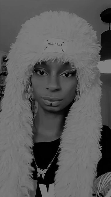 Aren't you just the cutest little toy to play with  Now pay for the blessing of seeing my stunning face