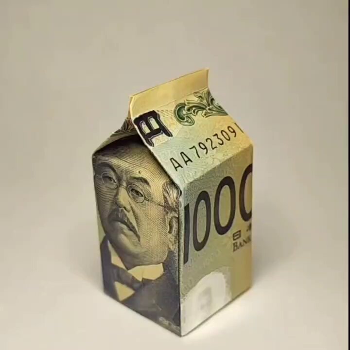 ピロ@お札折り紙作家 Money origami Artist ❁⃘* on X
