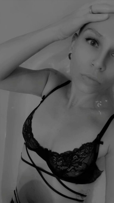 Getting a little wet over on snap. Y'all should check it out! #sexy #thickthighs #humpday #tattooedwomen<a href="/tag/humpday"class="tags"><span>#humpday</span></a><a href="/tag/sexy"class="tags"><span>#sexy</span></a><a href="/tag/alternativemodel"class="tags"><span>#alternativemodel</span></a><a href="/tag/tattooedwomen"class="tags"><span>#tattooedwomen</span></a>