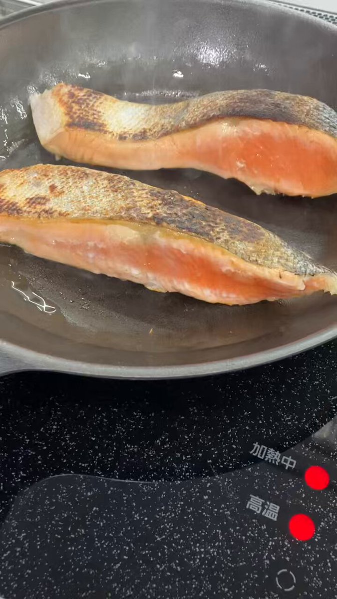 ❤煮込み・焼く・炒める/1台多役❣毎日の調理が楽しみになる♪❤万能フライパン ❤煮込み・焼く・炒める/1台多役❣毎日の調理が楽しみになる