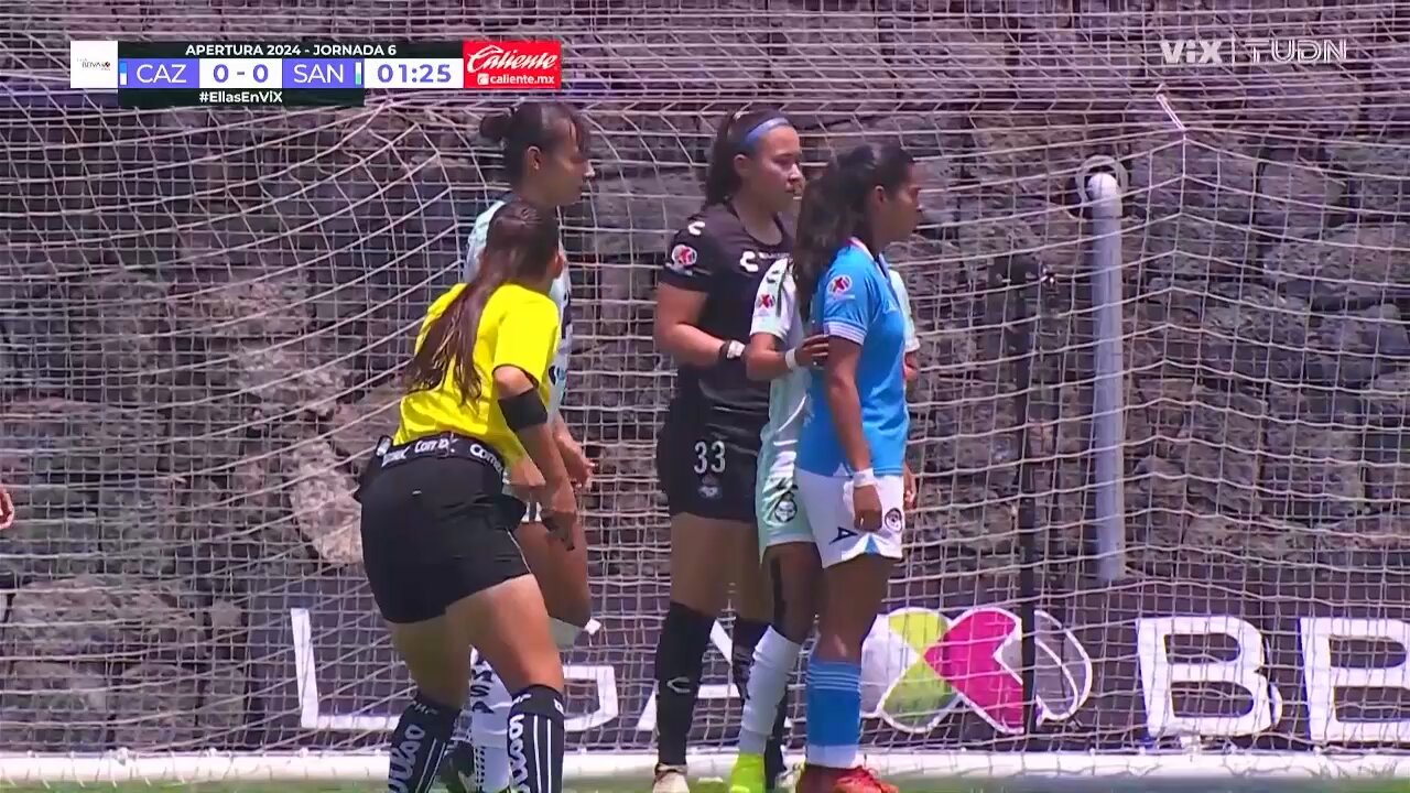 🤩 Ximena Rios abrió el marcador para 💙@AzulFemenil.👀Así definió.#SomosDesafiantes⚡️