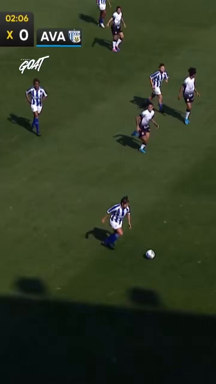 ⚽️ O gol que abriu o placar para o @AvaiKindermann! Lourdes é o nome dela! 🎥 @CanalGOATBR
