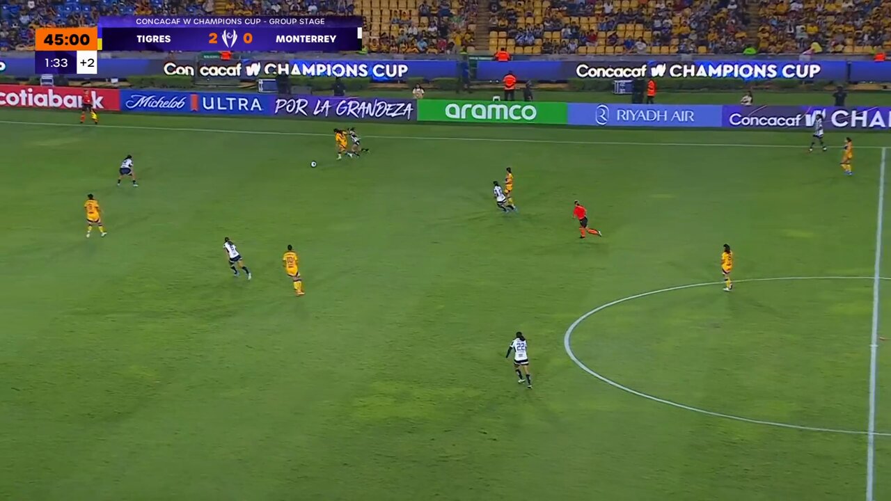 ¡Thembi Kgatlana anota el 3-0 justo antes del descanso!