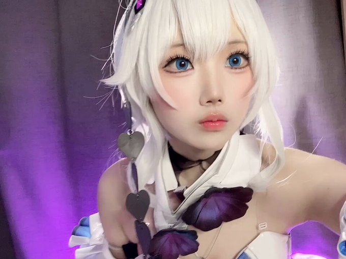 コスプレイヤーもものTwitter動画1