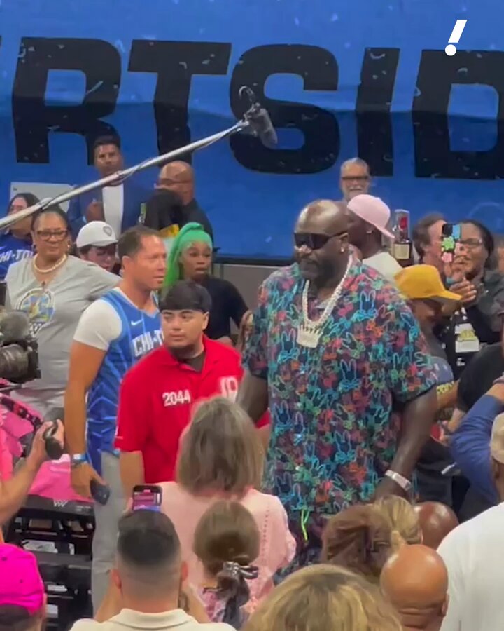 Yahoo Sports on X: "Shaq pulled up to watch Angel Reese vs. Caitlin Clark 🔥 @SHAQ | #WNBA https://t.co/BrY85vQXq7" / X