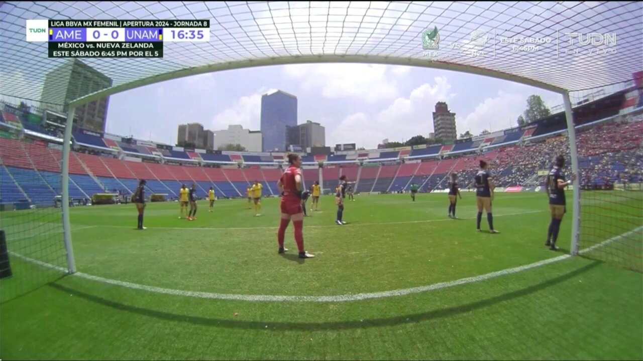 💛 Nancy Antonio 💙Así se estrenó con 🦅 @AmericaFemenil y abrió el marcador en el Clásico Capitalino.#SomosDesafiantes⚡️