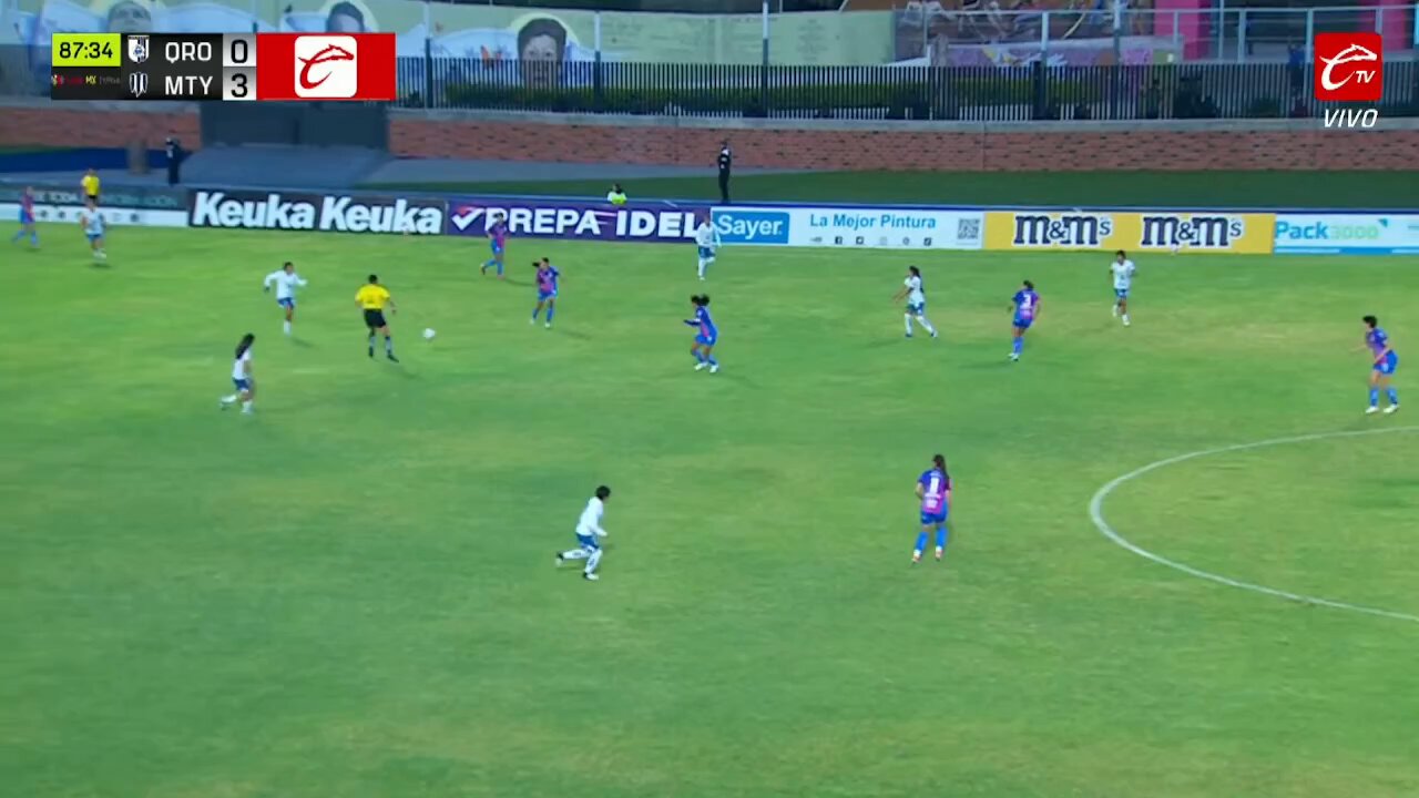 WENDIIIIIIIIIS 🇨🇴Gol para 🐓@GallosFemenil, así entró el balón a las redes.  ✅#SomosDesafiantes⚡️