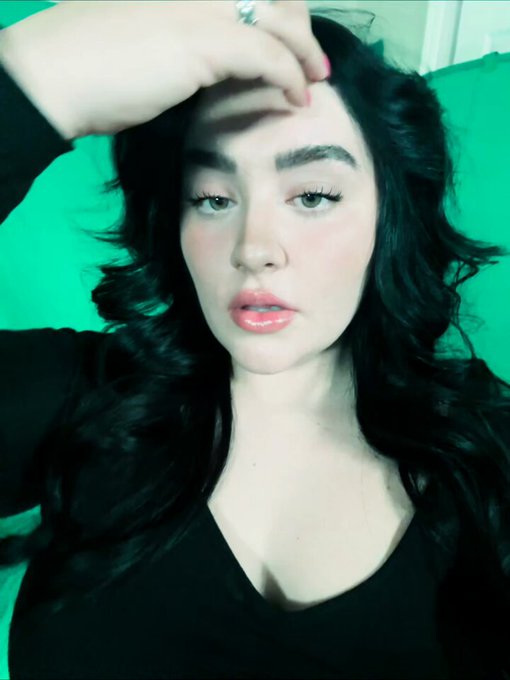 👋🏼😋 https://t.co/cyMXKcbsTJ https://t.co/77WZDgfeLW<a href="/tag/nsfw"class="tags"><span>#nsfw</span></a><a href="/tag/blowjob"class="tags"><span>#blowjob</span></a><a href="/tag/cumshots"class="tags"><span>#cumshots</span></a><a href="/tag/roughsex"class="tags"><span>#roughsex</span></a><a href="/tag/onlyfans"class="tags"><span>#onlyfans</span></a><a href="/tag/egirl"class="tags"><span>#egirl</span></a>