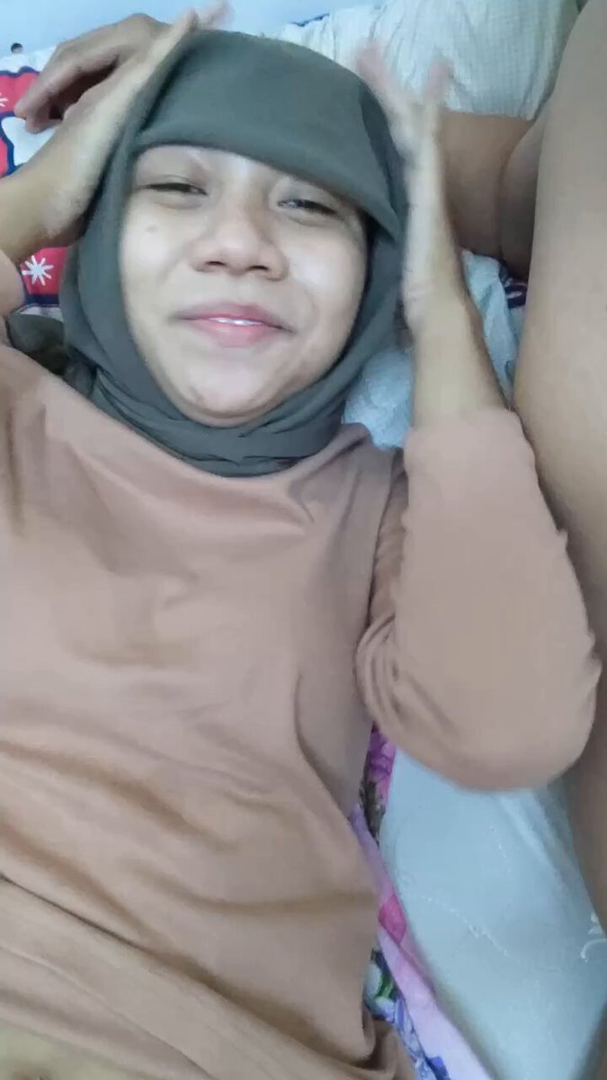 ukhti cantik lagi main sama pacarnya part 1
