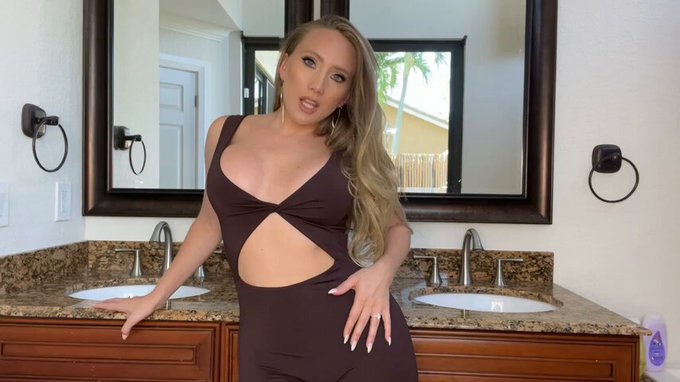 My #clip - Findom with a Twist just sold! https://t.co/3j301By6jY https://t.co/Lz2oSKQSNP