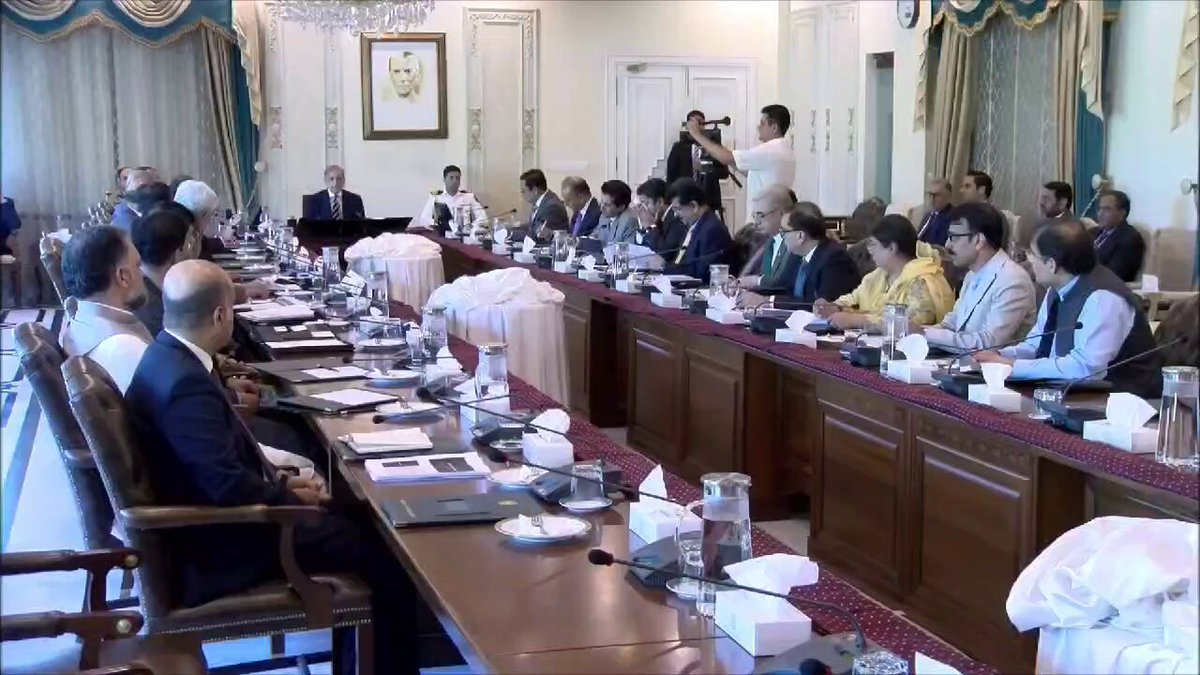 @radiopakistan : PM @CMShehbaz has given in-principle approval of FBR's home-grown transformation plan regarding tax collection management#RadioPakistan #News #BreakingNewsradio.gov.pk/250-09-2024/pm-… &bull; TwiCopy
