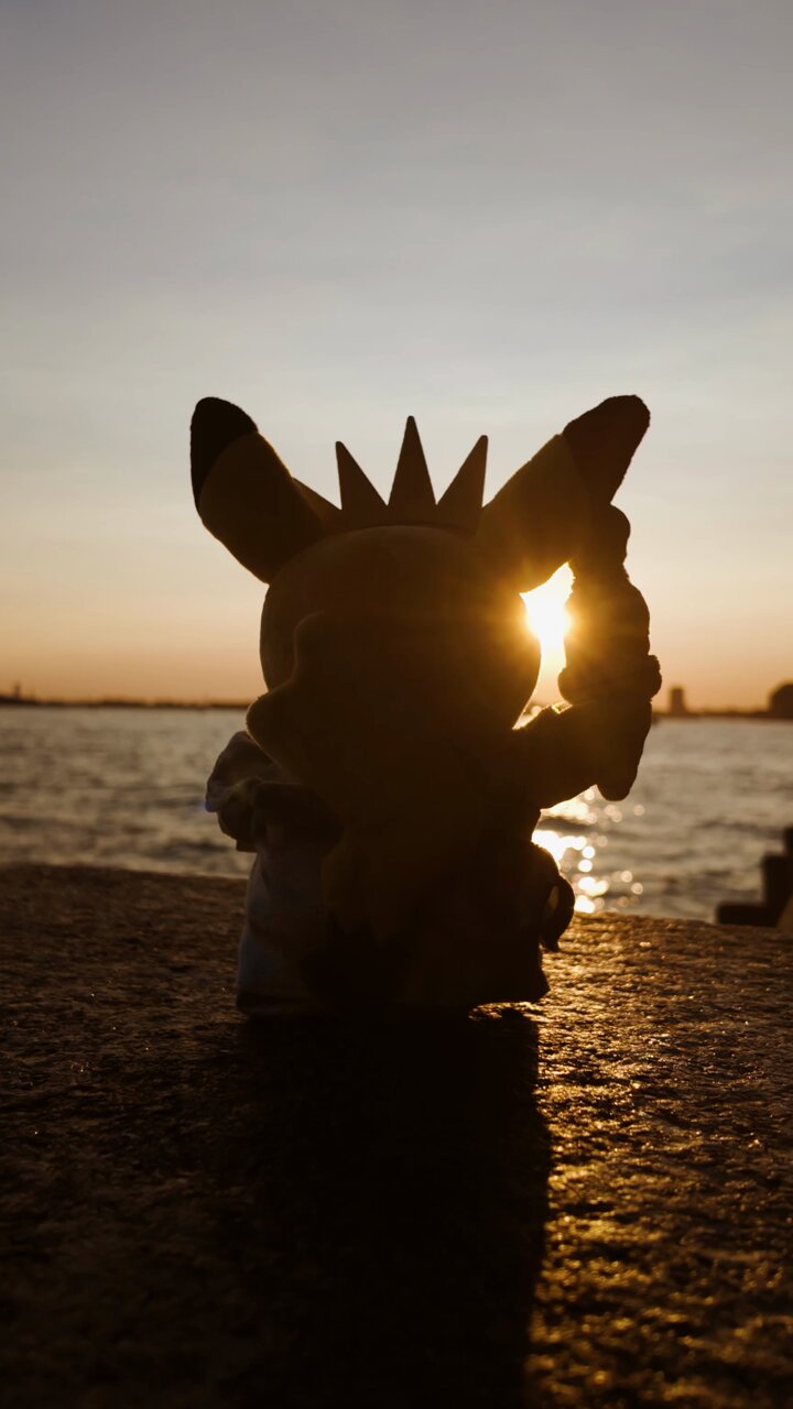 【新品＋おまけ】自由の女神　ピカチュウ　ニンテンドーストアNY ピカチュウ 任天堂ストア ニューヨーク限定 自由の女神