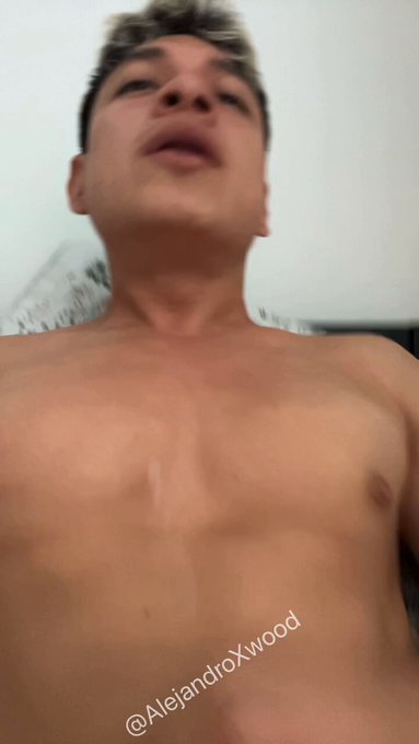 I made a big mess ?. Like and rt if you wanna get filled up ???. // https://t.co/uWDh7FOFGm

⁃10% off