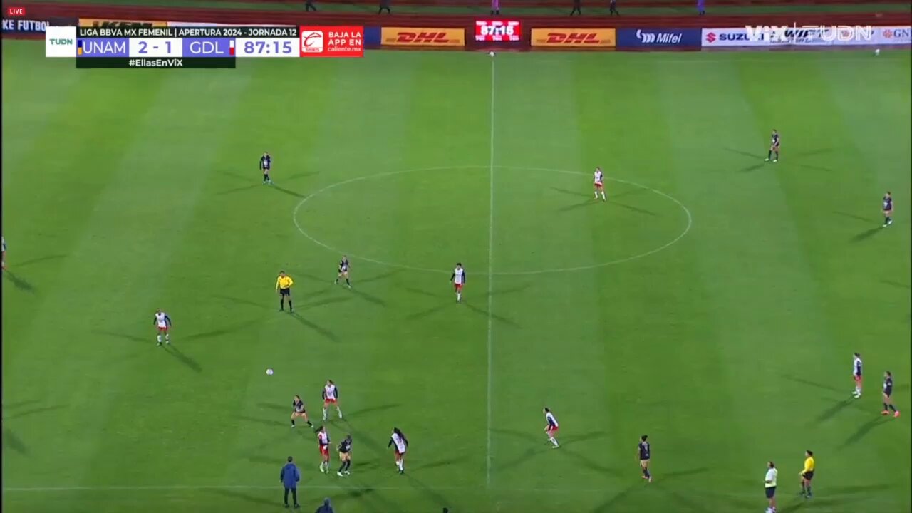 ¡Sindia Arteaga pone el TERCERO para @PumasMXFemenil! ⚽️🐾#SomosDesafiantes ⚡️