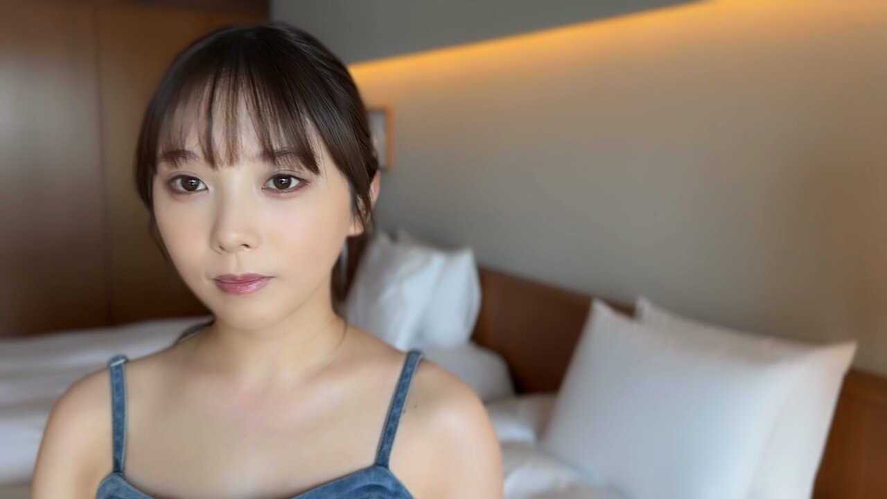 【5点セット】TRIANGLE magazine 03 乃木坂46 与田祐希 乃木坂46与田祐希、美ボディライン際立つキャミ姿「TRIANGLE