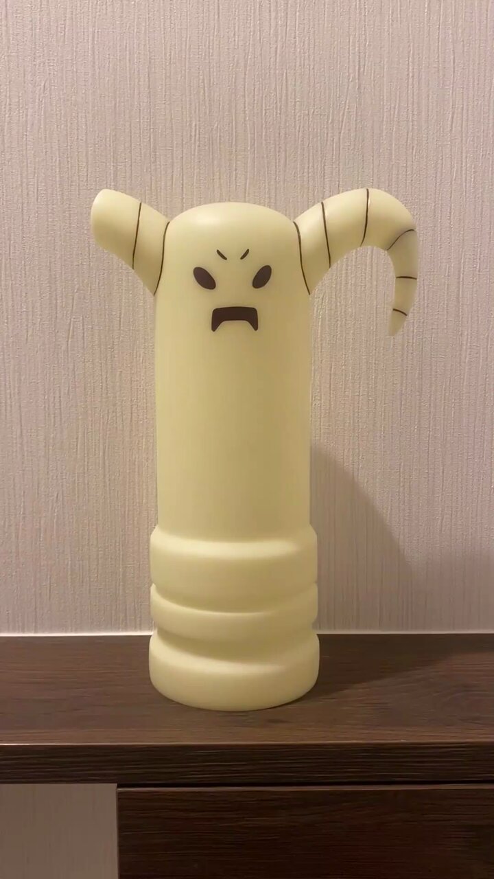 まちカドまぞく だぶるあにばーさりー展 等身大ごせん像 貯金箱