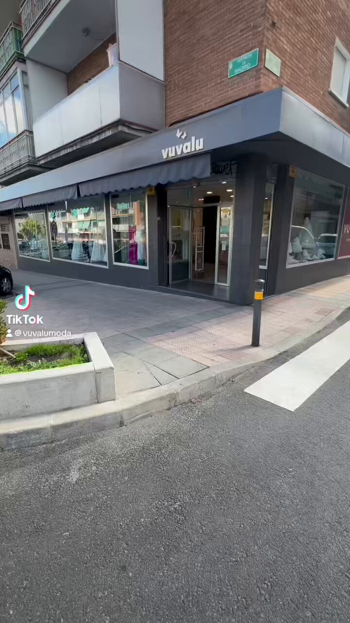 VuvaluModa s video Tweet
