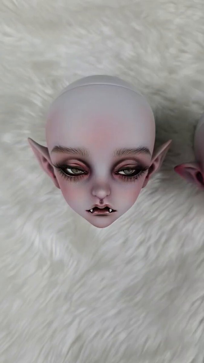 PeaksWoods Vampire Lady Bee Claudia 2021｜人形