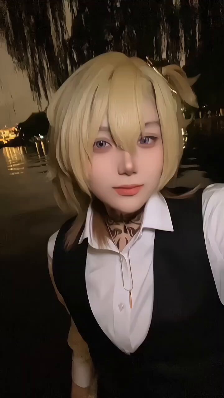 Azusa•*¨*•.¸♬︎ Azusa K. (@azusa_k._readingroom) • Threads, Say more