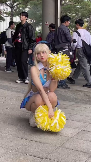 コスプレイヤー小鳥遊ゆあのTwitter動画3