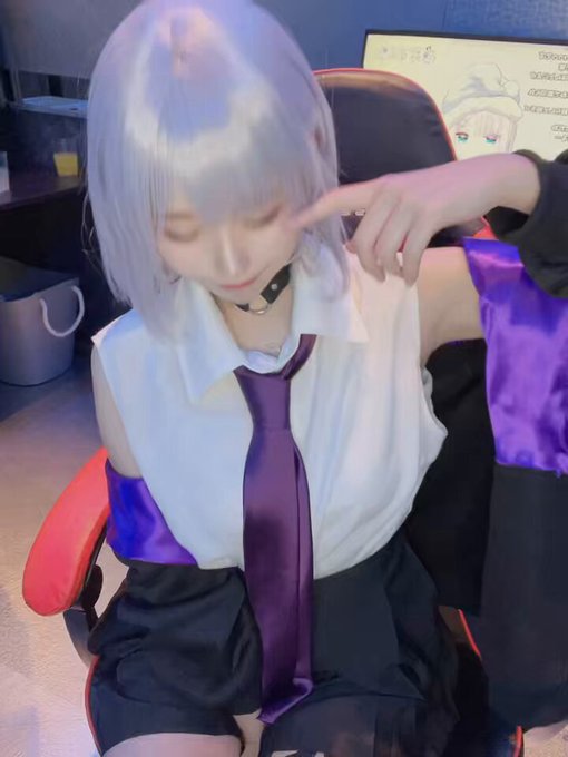 コスプレイヤーしろいのTwitter動画4