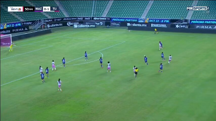 Sofi no lo pensó dos veces y así marcó el segundo de @XolosFemenil. 🐶#SomosDesafiantes ⚡️