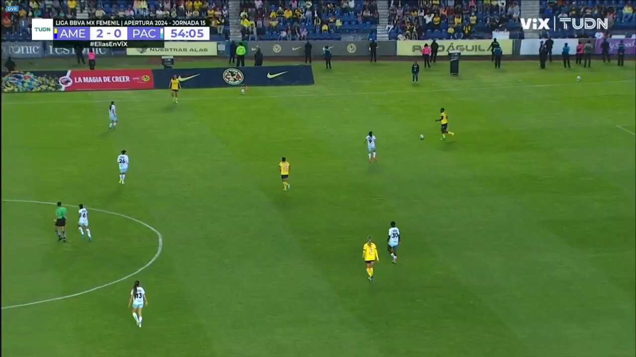 ⚽️ El tercer gol del @AmericaFemenil 🦅 es presentado por @sarah_luebbe 🇺🇸#SomosDesafiantes ⚡️