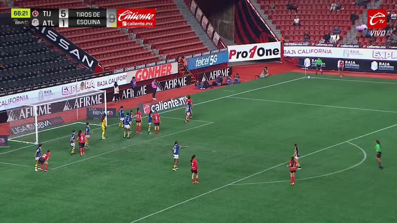 ⚽️ Gooooool de @XolosFemenil 🔴⚫️@beeeyanka pone el 6to a favor de las fronterizas 🔥#SomosDesafiantes ⚡️