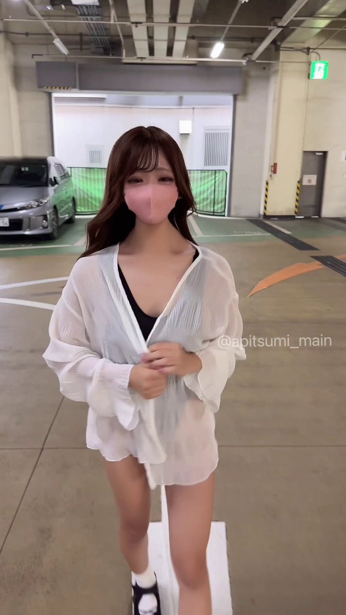 駐車場でこんな子見かけたらどうする？？？？ https://t.co/GCexCTRd2U