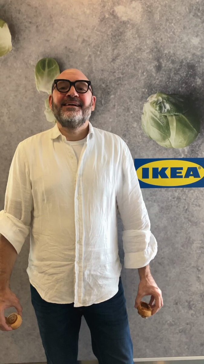 IKEA信者閲覧ページ BESTÅ storage combination with doors, dark gray Bergsviken