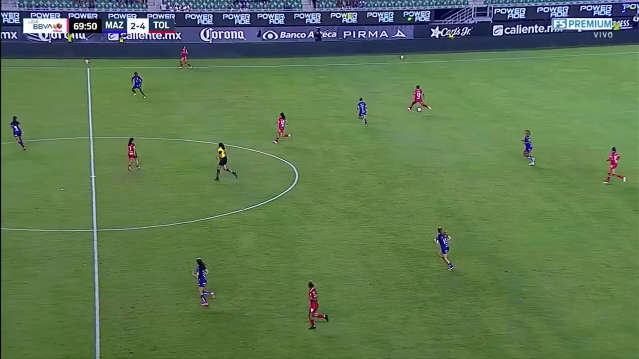 Para @MarielRoman17 no hay quinto malo ⚽️@TolucaFemenil 😈#SomosDesafiantes ⚡️